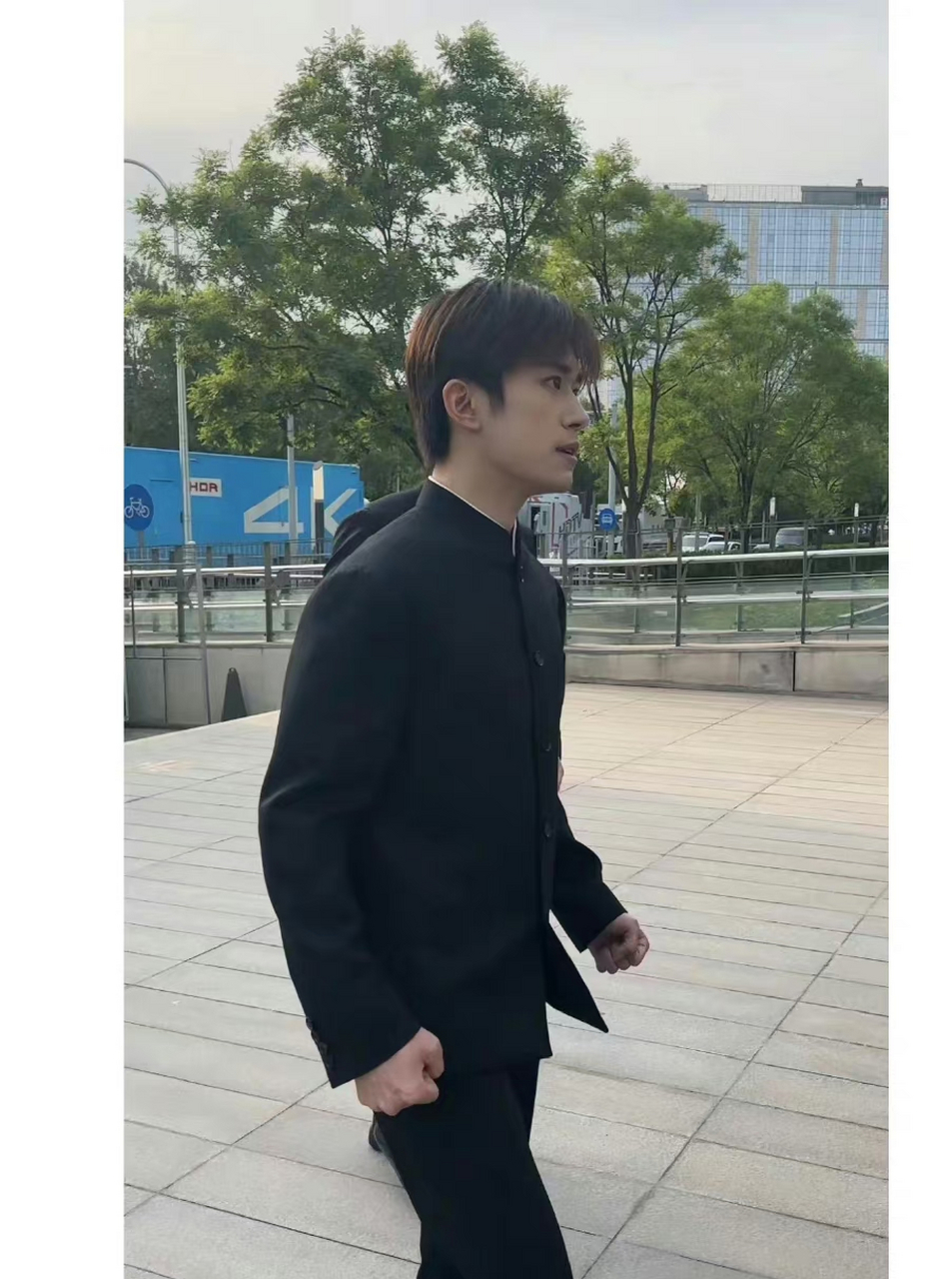 生图也好帅#易烊千玺侧颜生图# #易烊千玺