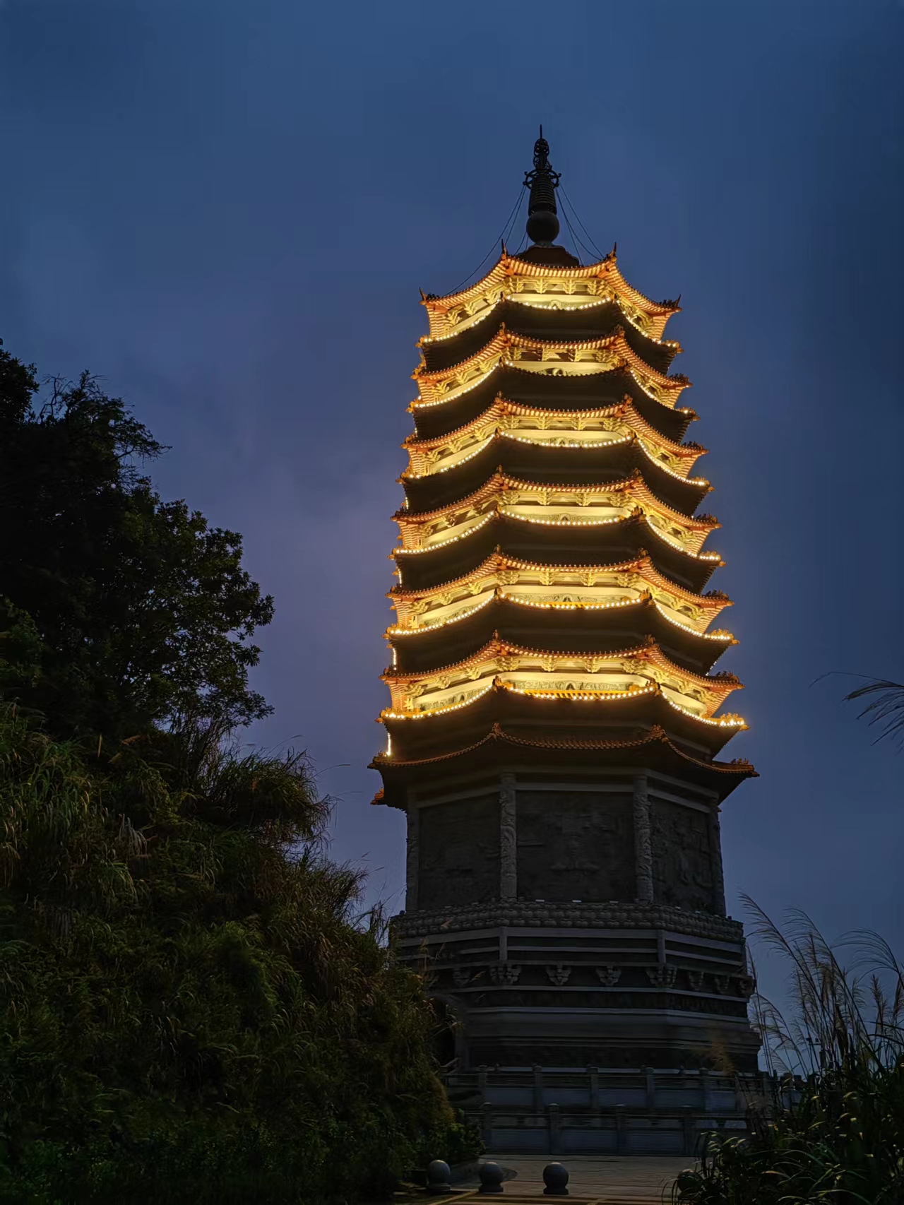 深圳弘法寺做义工d4:有幸绕本焕塔三圈,心想事成呢