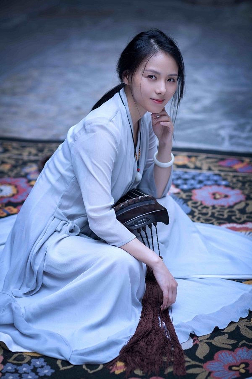 曹艳,1983年1月6日出生于江西,中国内地女演员,毕业于中央戏剧学院