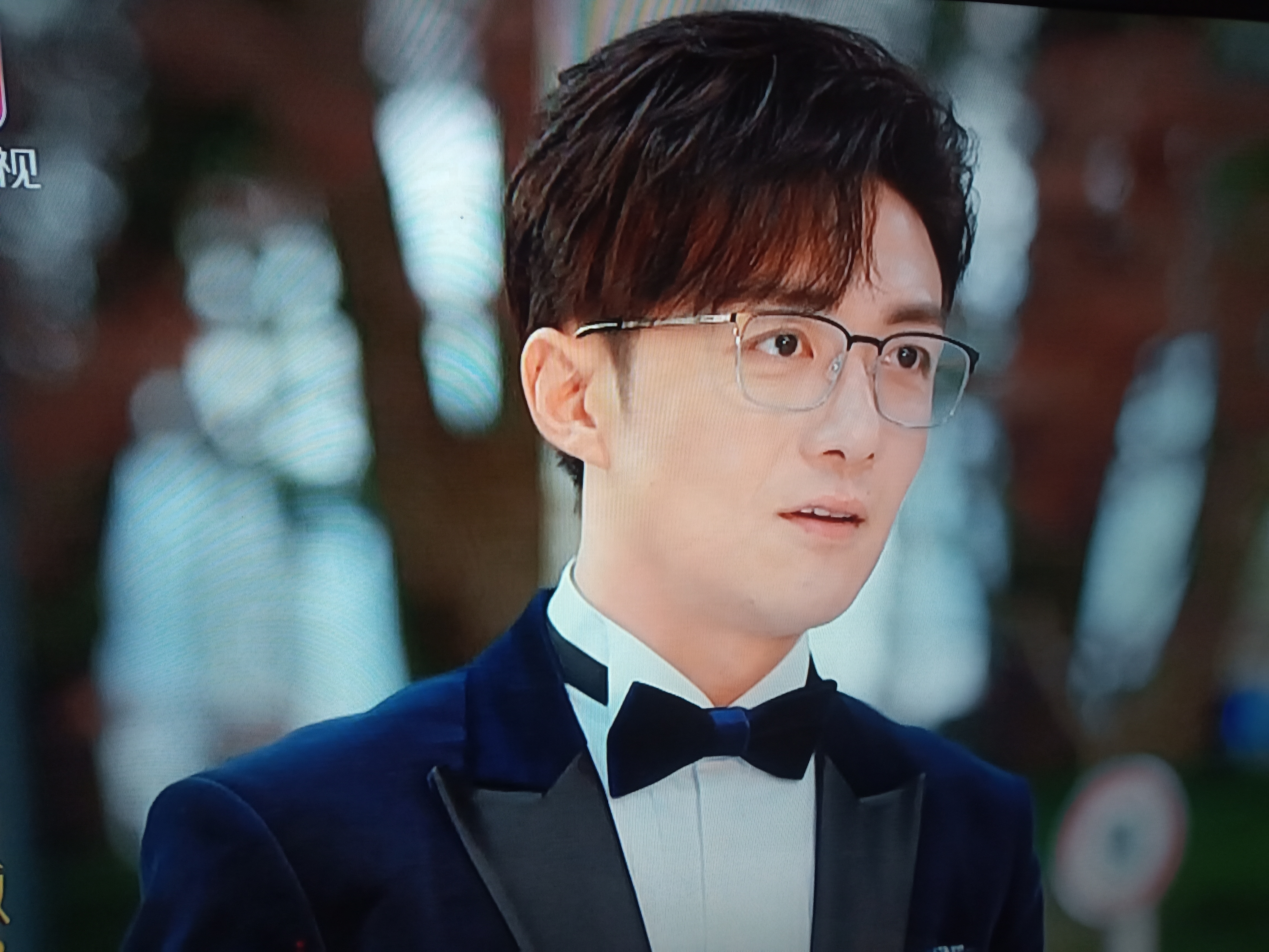 那个出轨男,他的饰演者李泽锋在《好事成双》里又饰演同样的角色