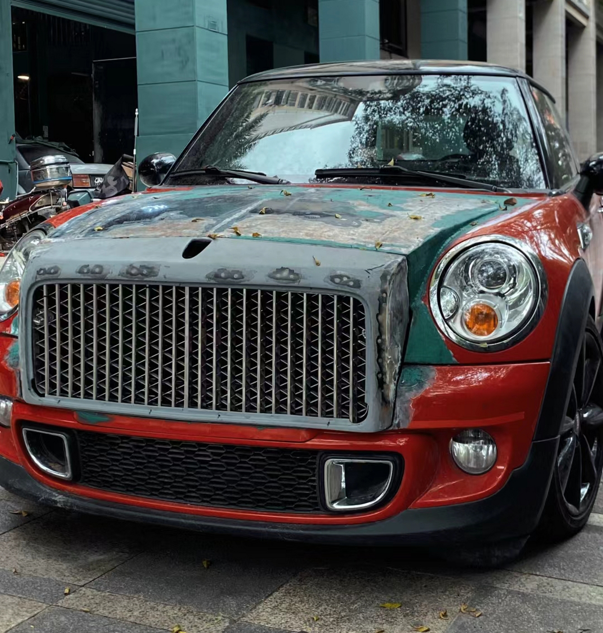 王侯将相,宁有种乎?这句话比较合适这mini版宾利慕尚.