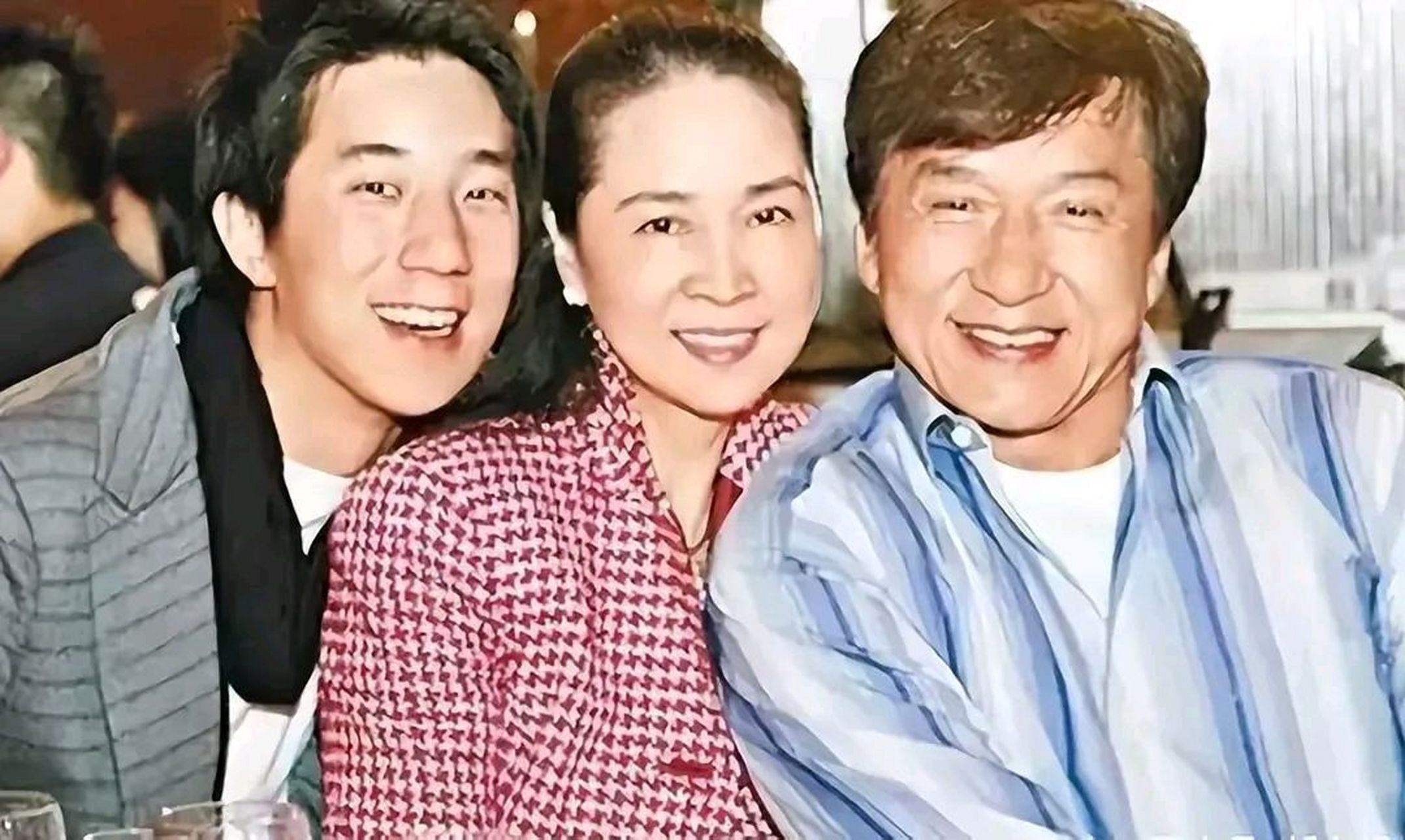 私生女"小龙女"成最大赢家.  成龙的这一生注定不凡.