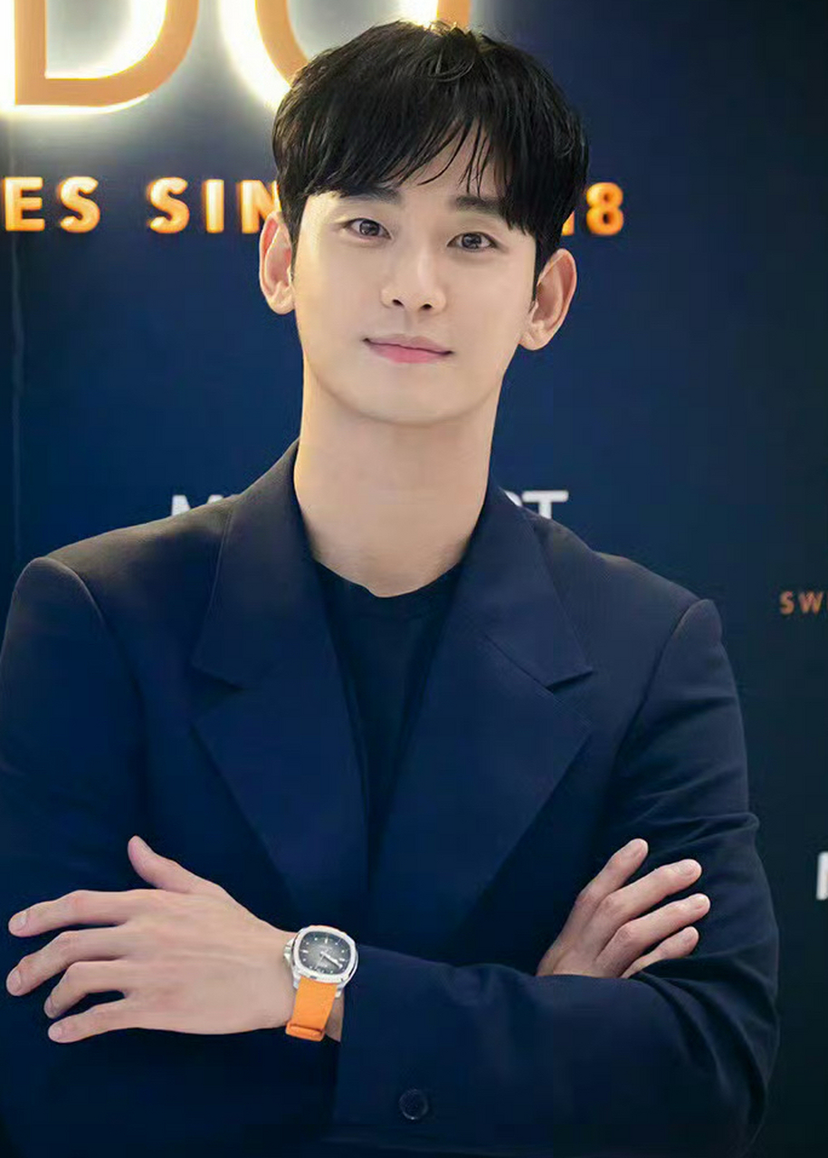 金秀贤躲过了韩国空气酵母,颜值重回都敏俊!