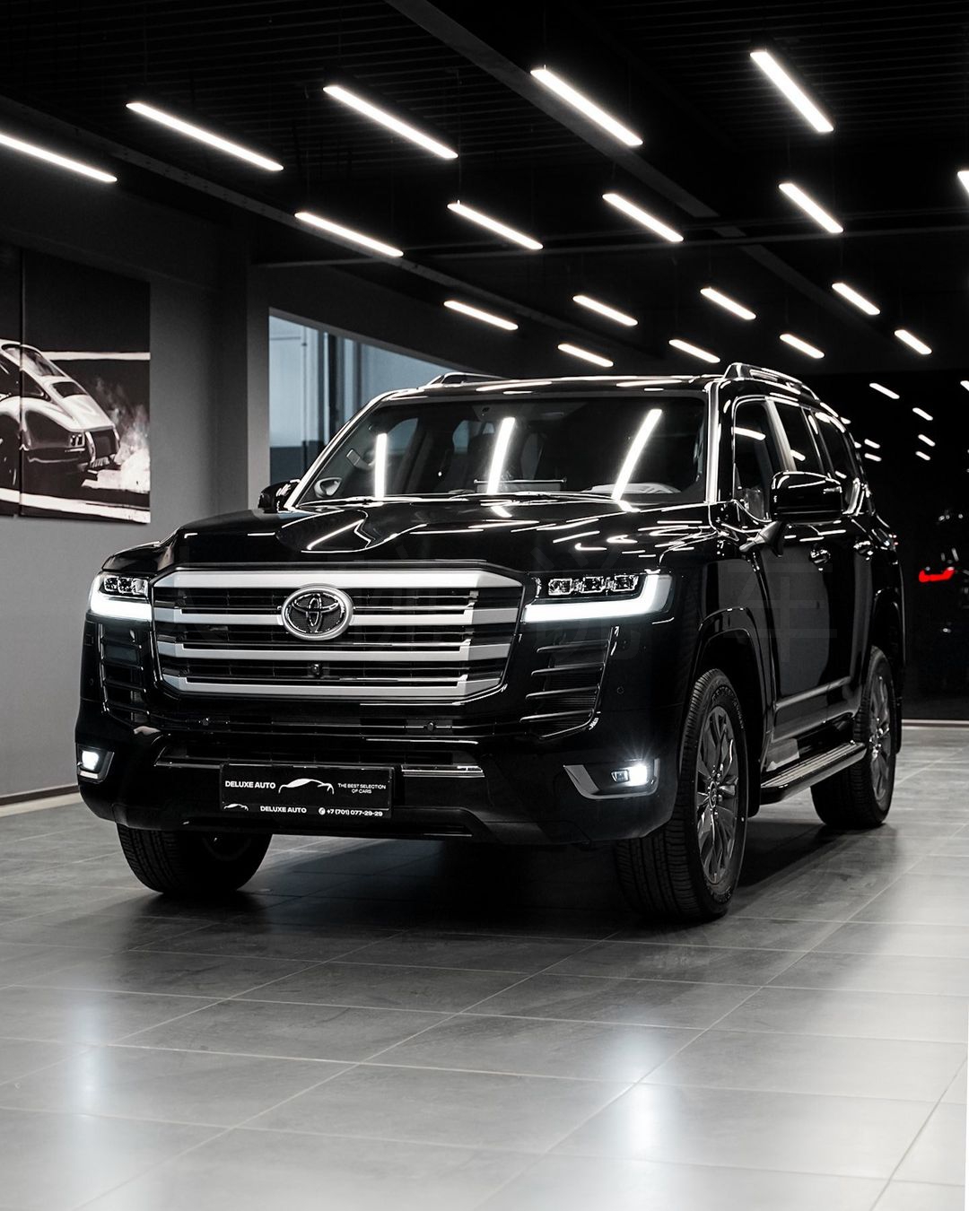 "黑武士"陆巡lc实拍,海外落地68万,配置丰富,还看啥宝马x5