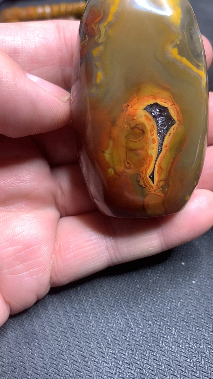 战国红玛瑙手把件