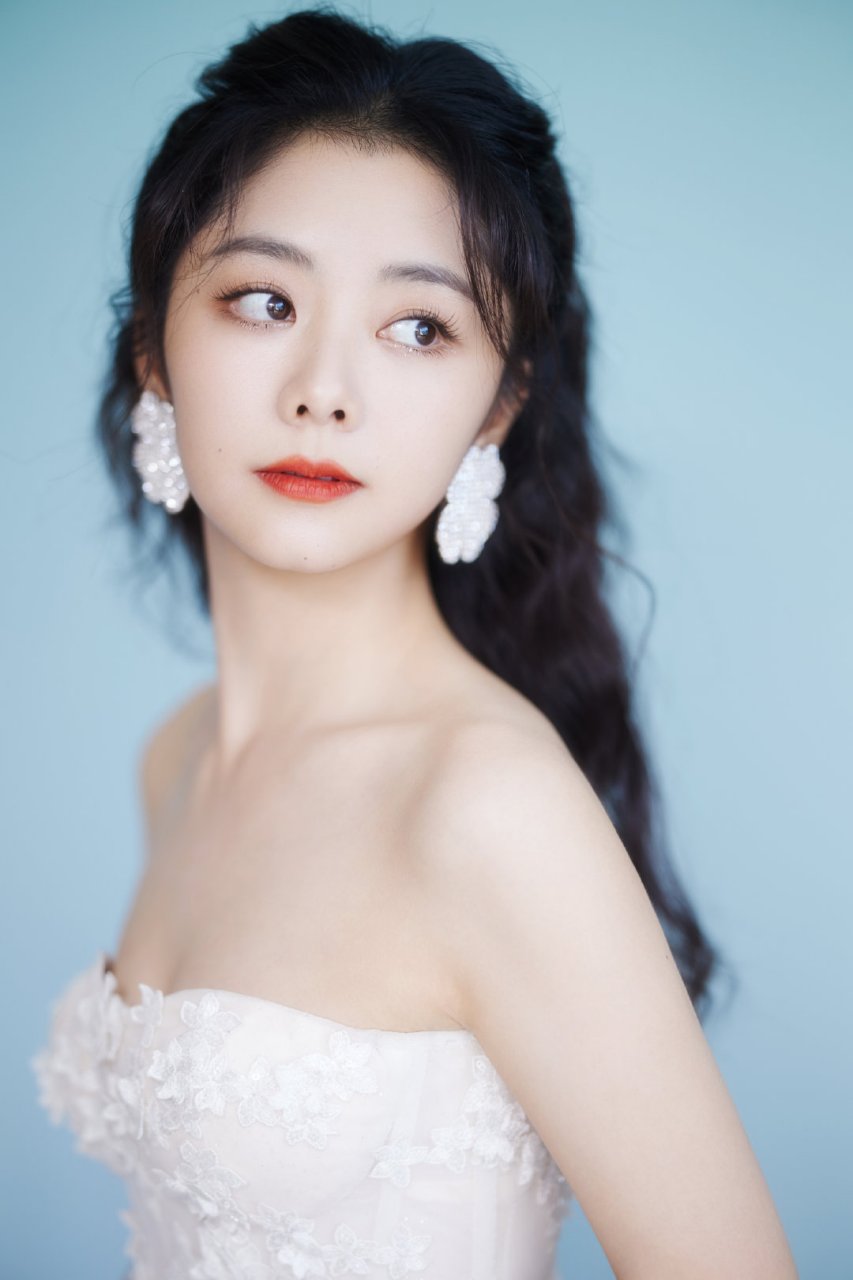 谭松韵高清壁纸头像(六)[温暖]