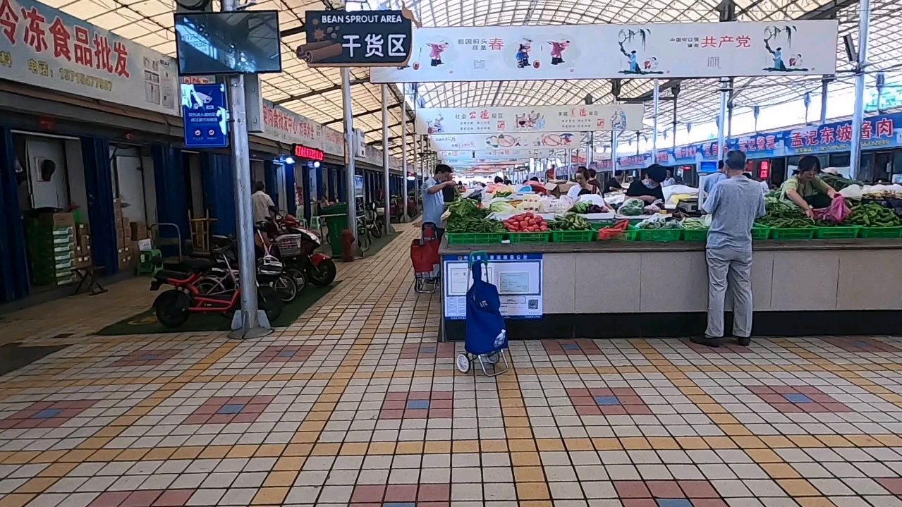 济宁特色糁汤,很像浓稠版Sa汤,山东和皖北饮食一样