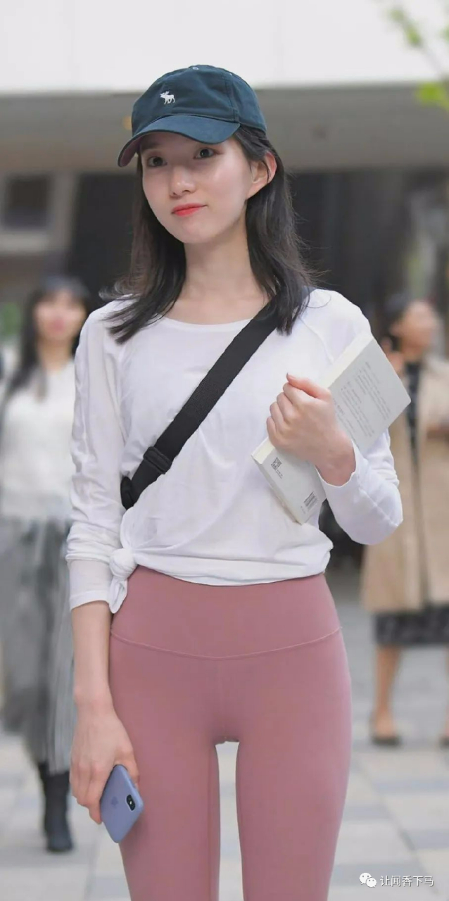 街拍紧身裤粉色瑜伽裤,超清好图,大户型三角区紧身裤肥美大户型自寻