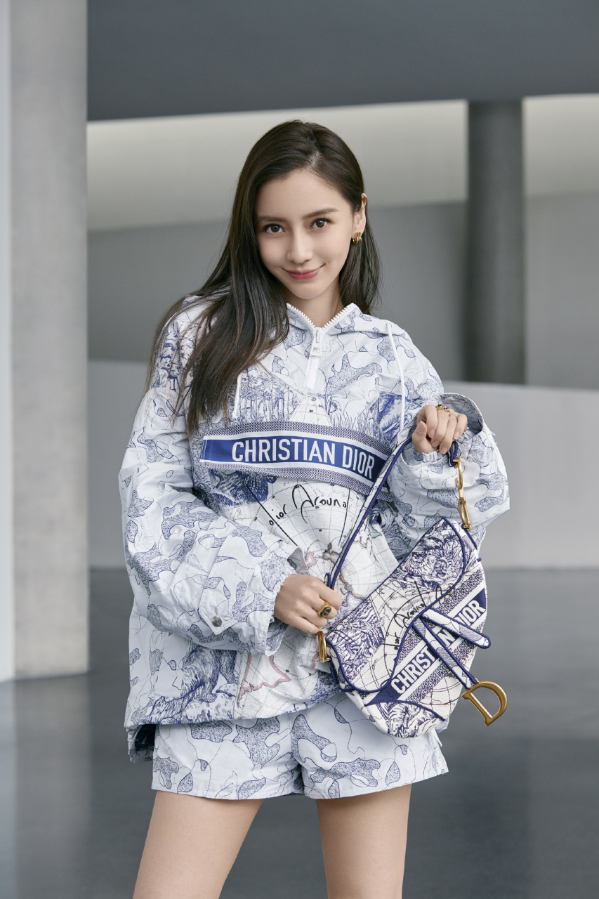 网传angelababy杨颖与迪奥合同到期未续约 近日有博主爆料,angelababy