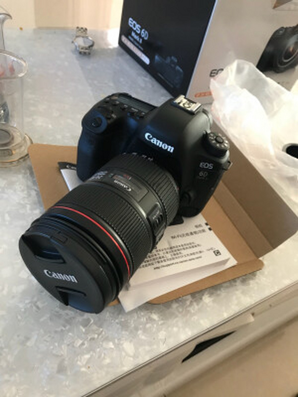 佳能6d2和5d4对比外观尺寸,索尼a7m2和佳能6d2怎么选  佳能6d2其实也