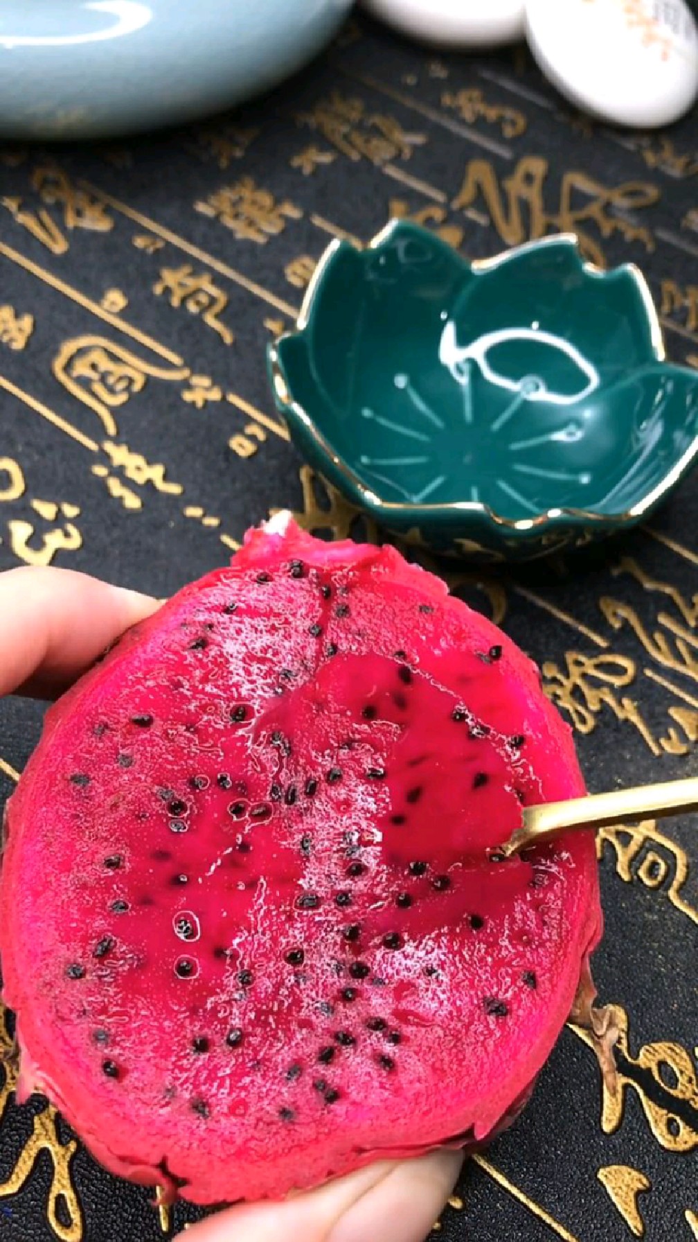 用火龙果做古法口红