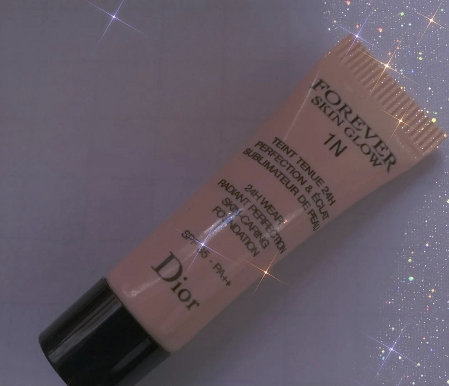 迪奥小奶瓶粉底液测评,好坏参半 把之前撸的迪奥小奶瓶粉底液小样今天