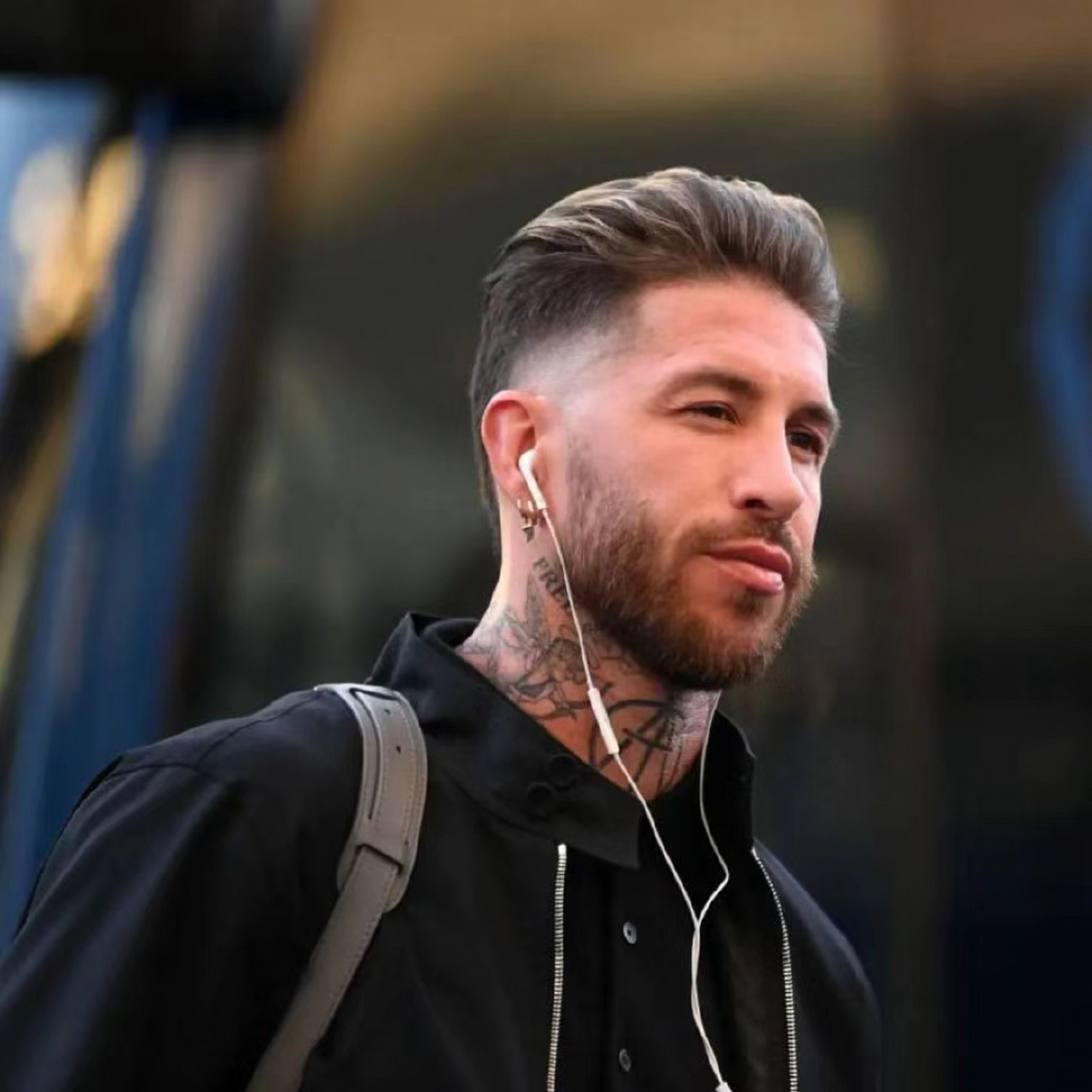 把进球献给姐姐的甜心弟弟 后来变成了梳背头的纹身大佬 #拉莫斯