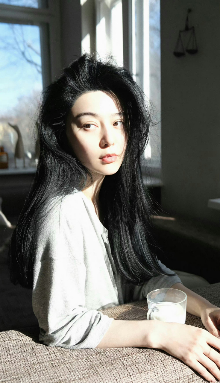 范冰冰# 壁纸分享#养眼美女