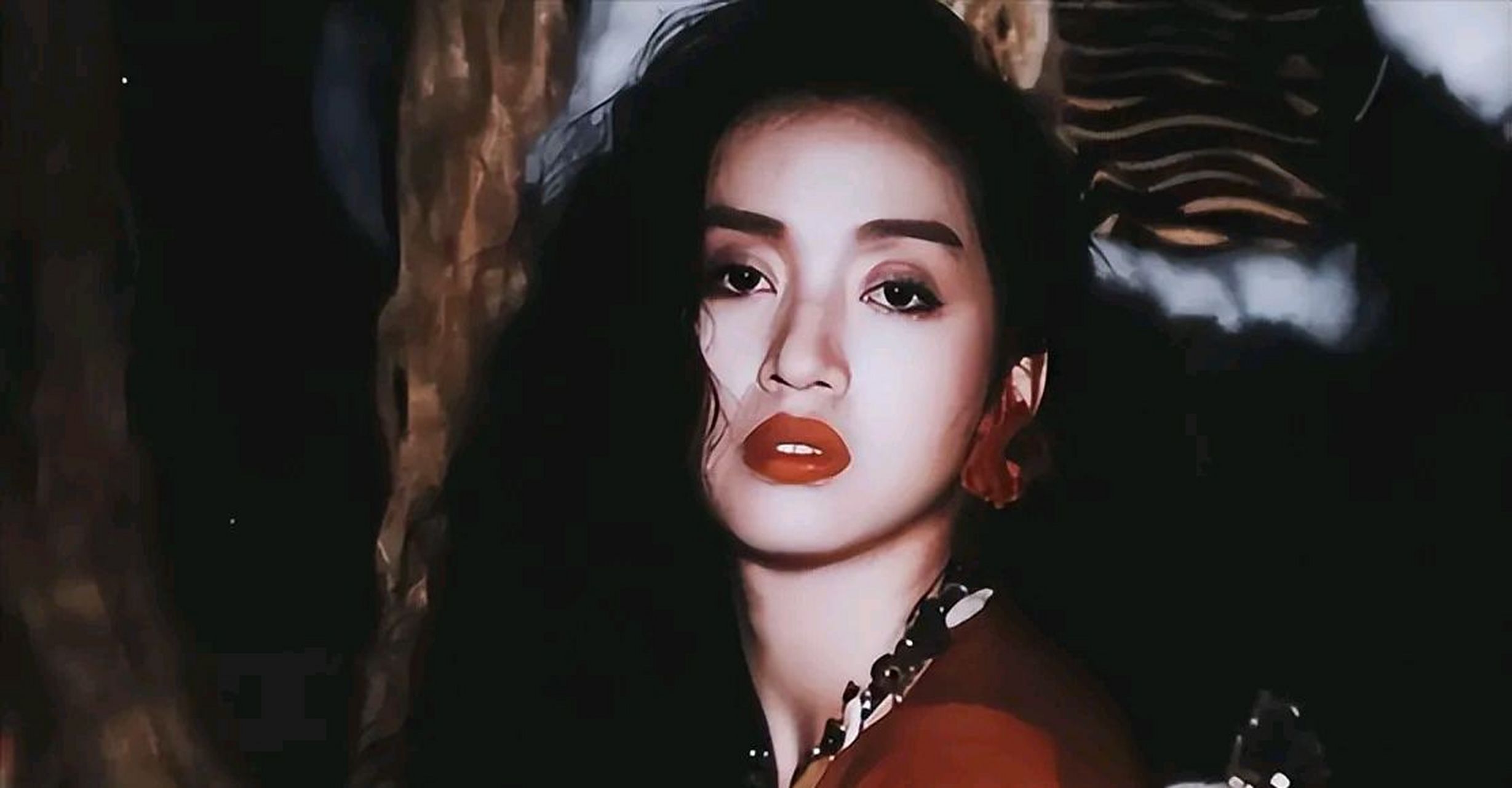 "当晚梅艳芳与世长辞,这成了吴君如心中永远的痛!