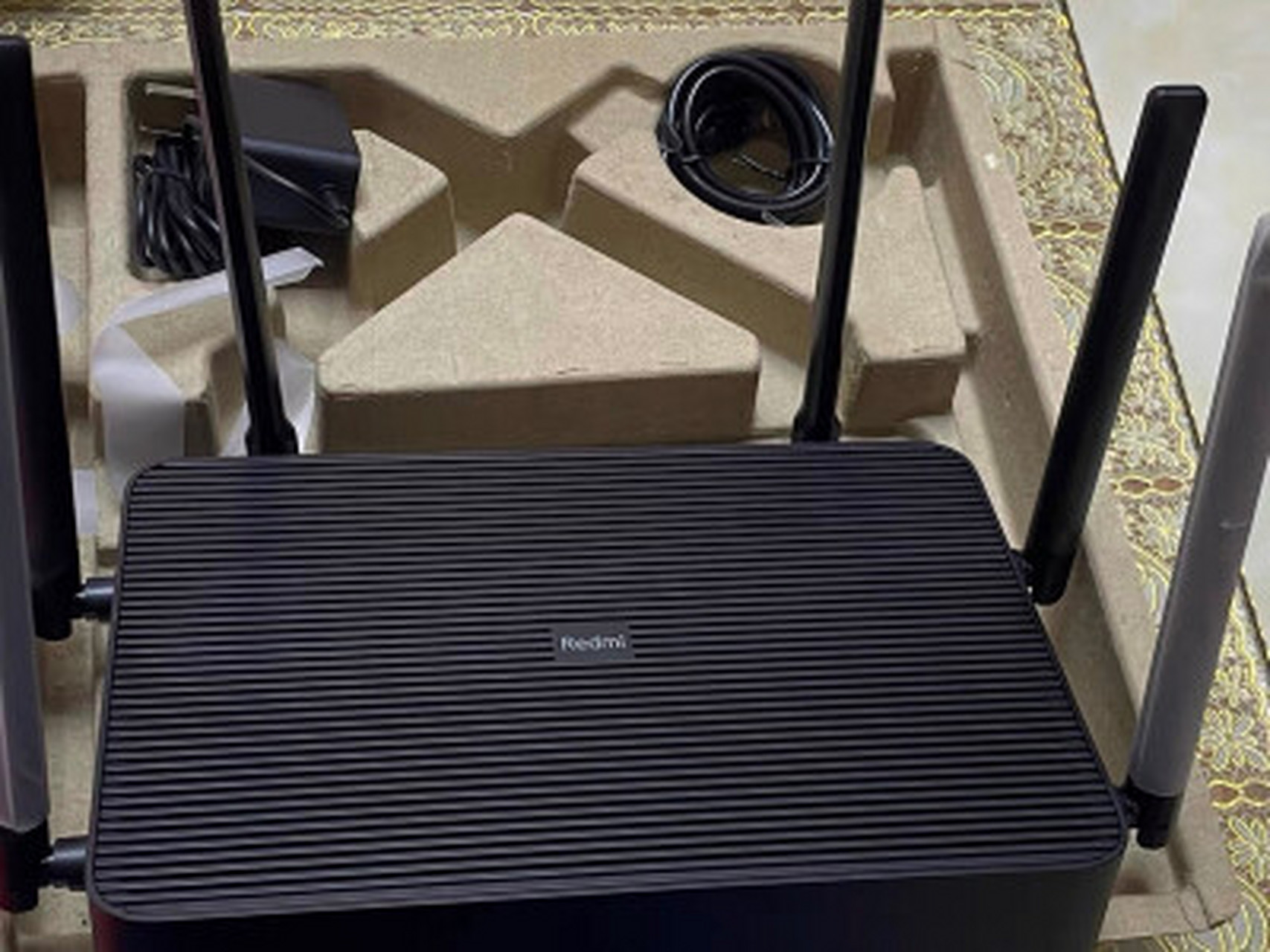 小米ax9000三频差别,小米ax9000对比华硕ax88u  小米ax9000也还不错的