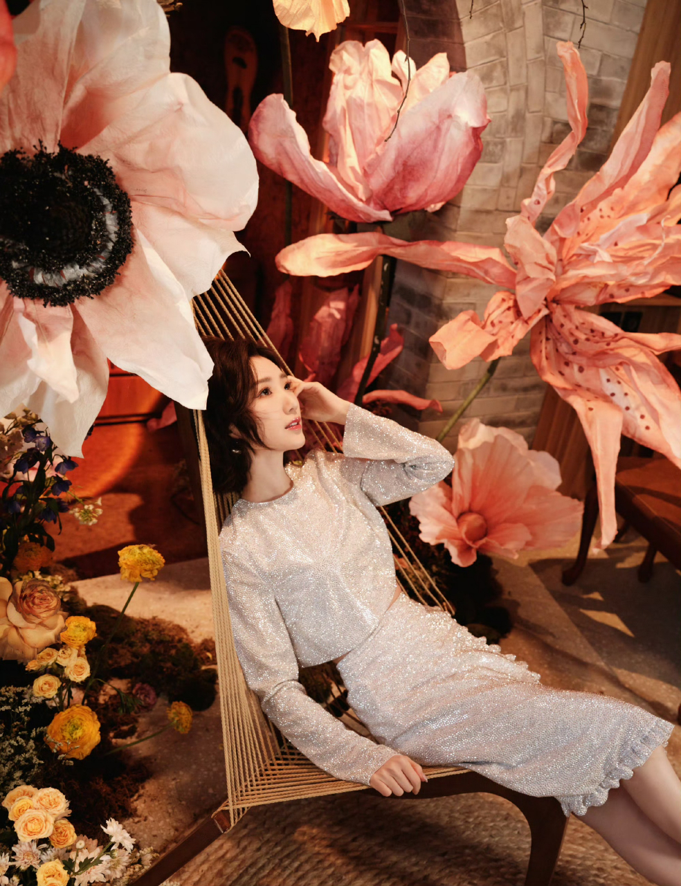 毛晓彤 透明一字带高跟凉鞋[爱你][爱你] #毛晓彤