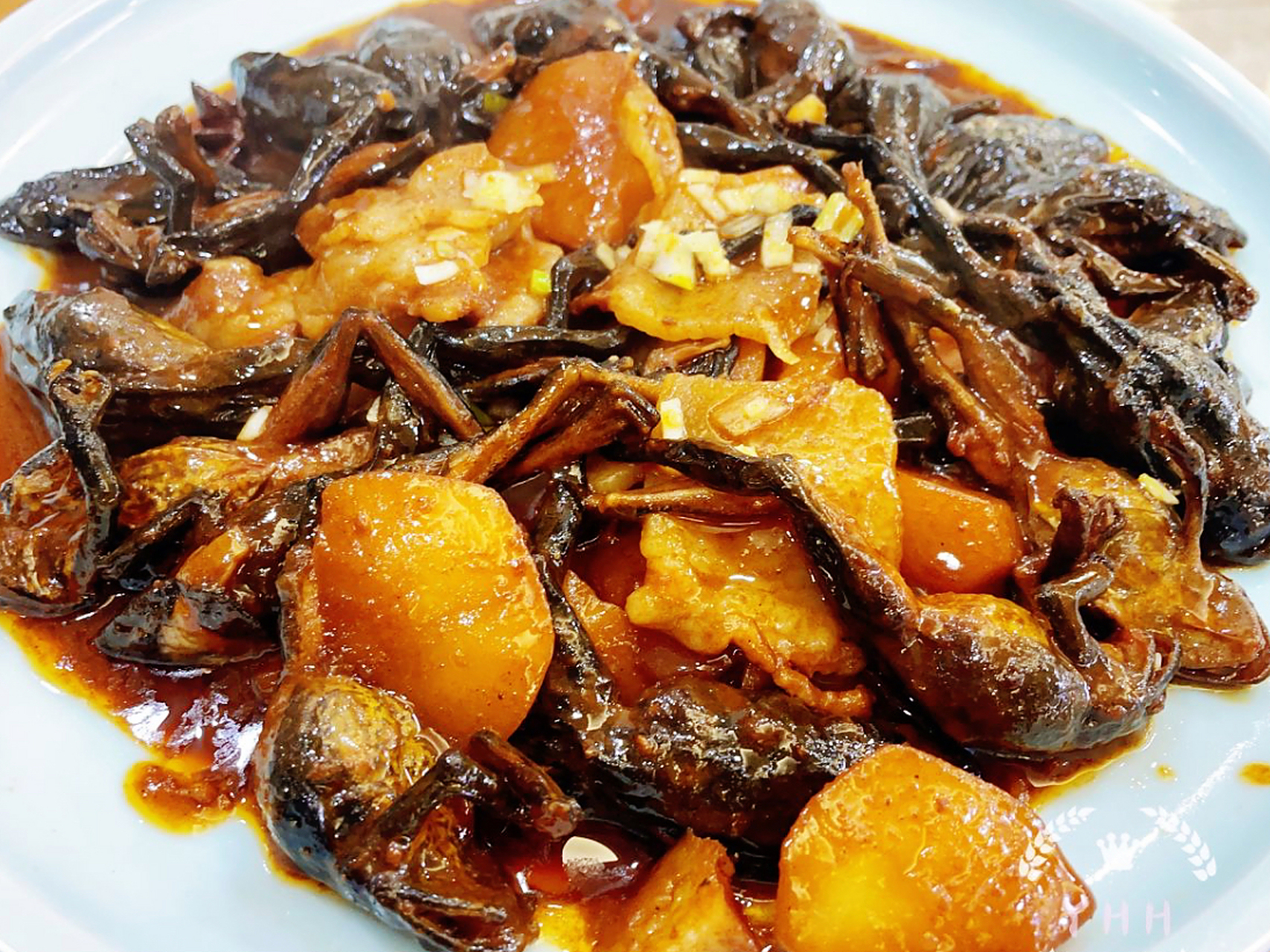 东北"6大下酒菜",成本不过10元,你吃过几道  1,蘸酱菜.