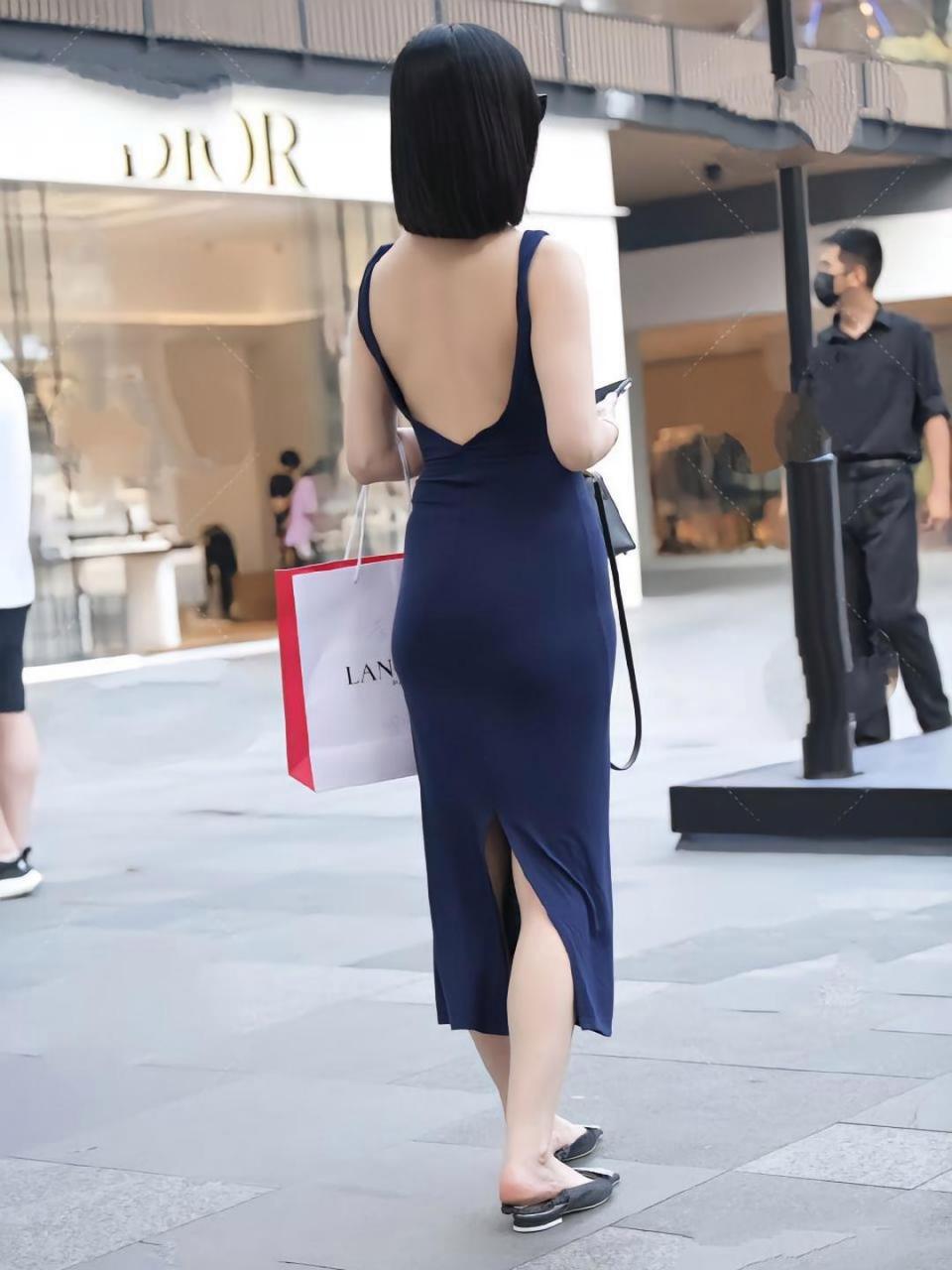 街拍背影杀,好性感的美背!