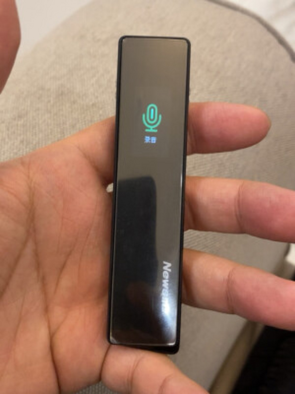 纽曼录音笔 v03 16g 专业录音设备 高清降噪 长时录音 学习培训交流