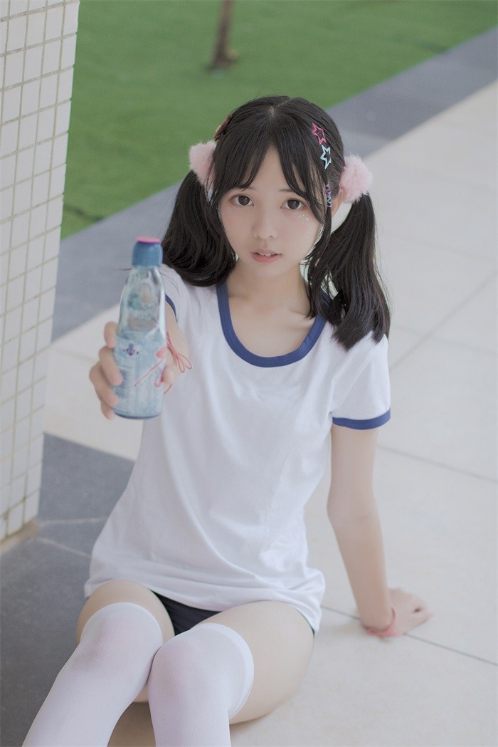 风之领域精品写真@No.149 户外白丝双马尾罗莉 [40P/237MB]