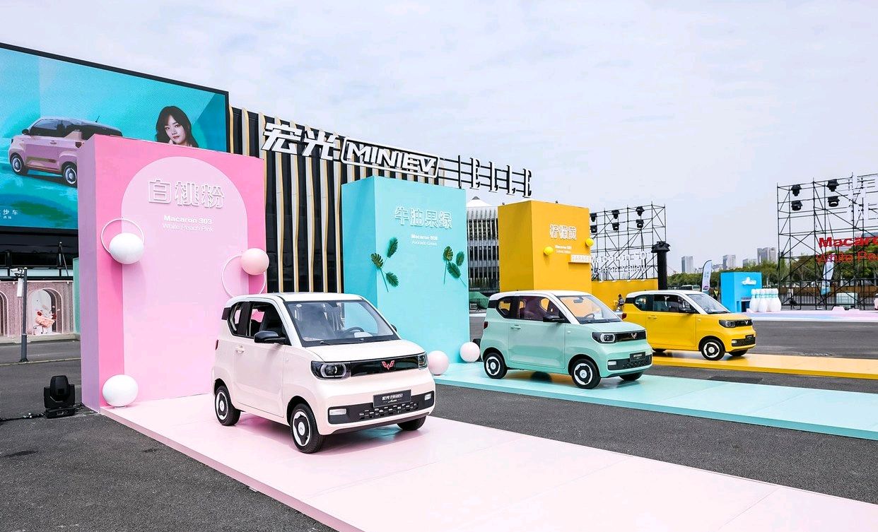 敞篷版五菱宏光miniev cabrio出道,2021上海车展见,你心动么?
