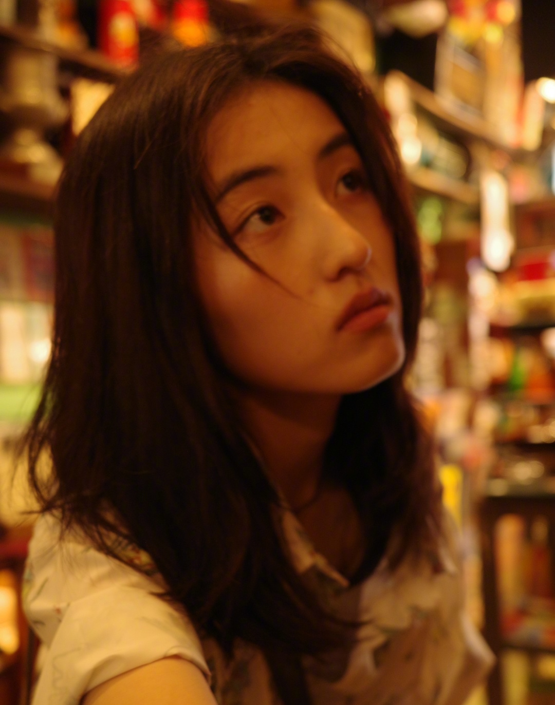 张子枫花衬衫姑娘好有感觉