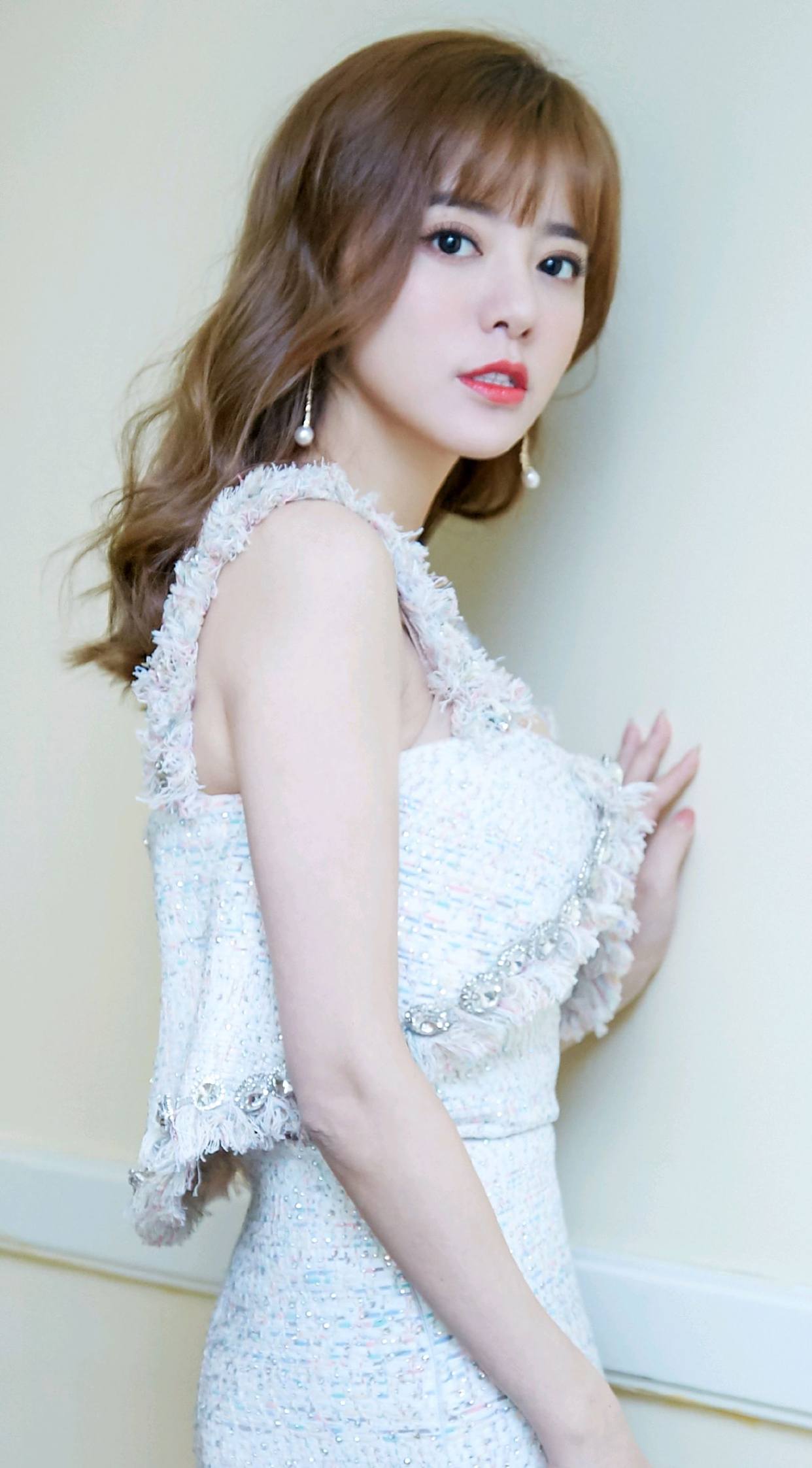 藏族歌手阿兰高清写真美图,人美歌甜,气质独特