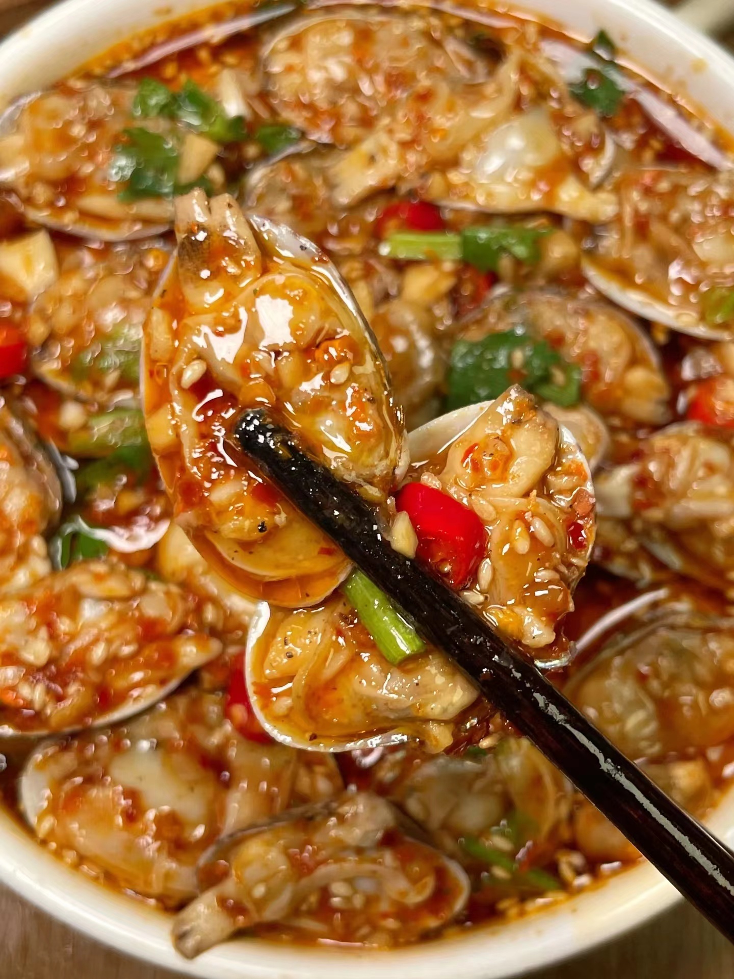 捞汁花甲的简单做法|夏天到了,做个捞汁小海鲜开开胃!