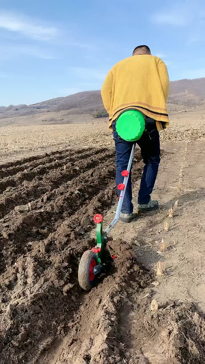 开沟器手拉犁