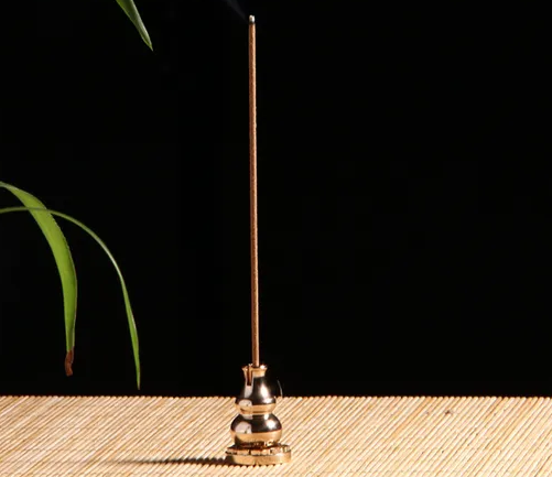 家里可以随便点檀香线香吗?家里点线香注意事项