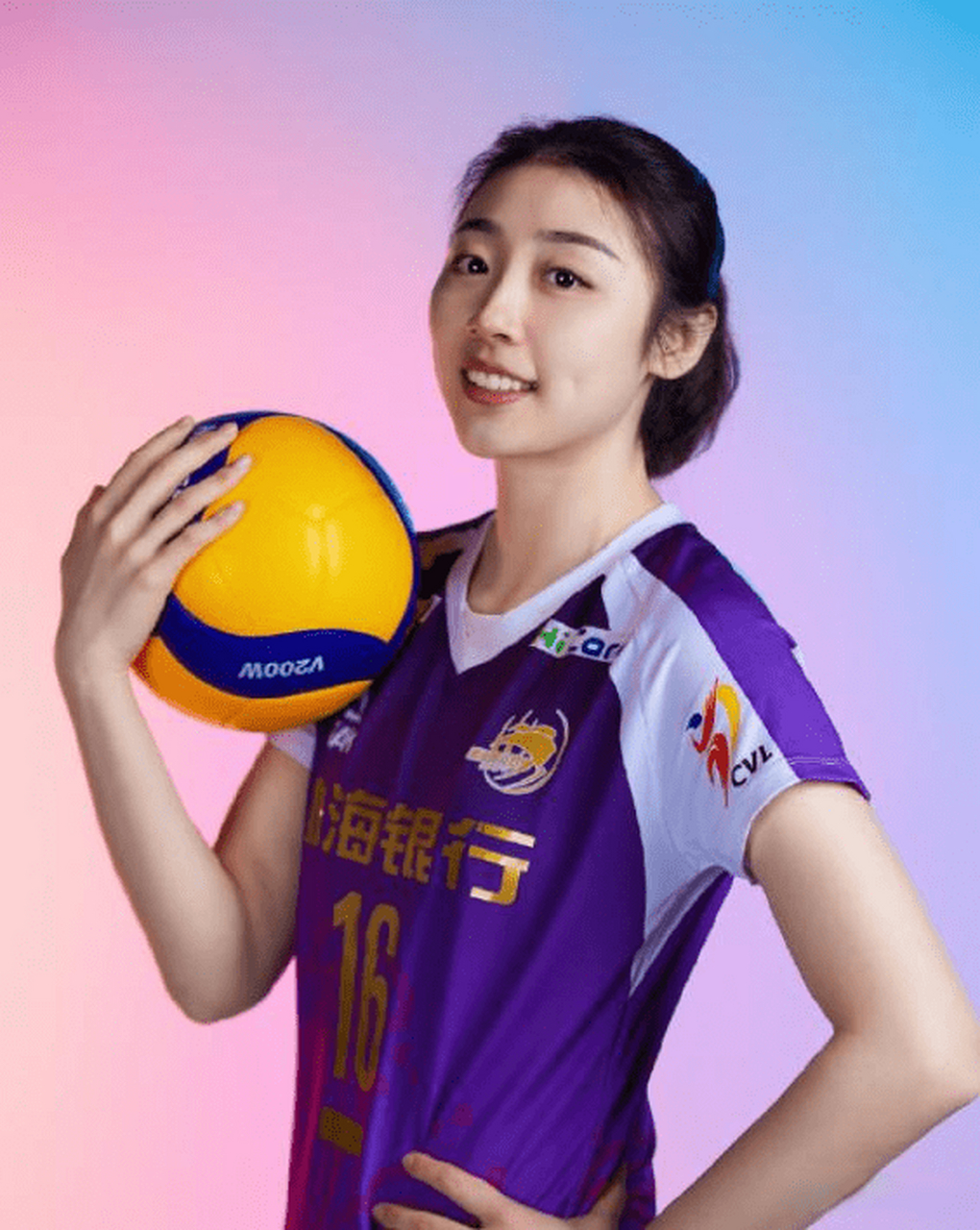 现如今中国女排中,最令人心痛的姑娘非姚迪莫属[摸头]  姚迪拥有五项