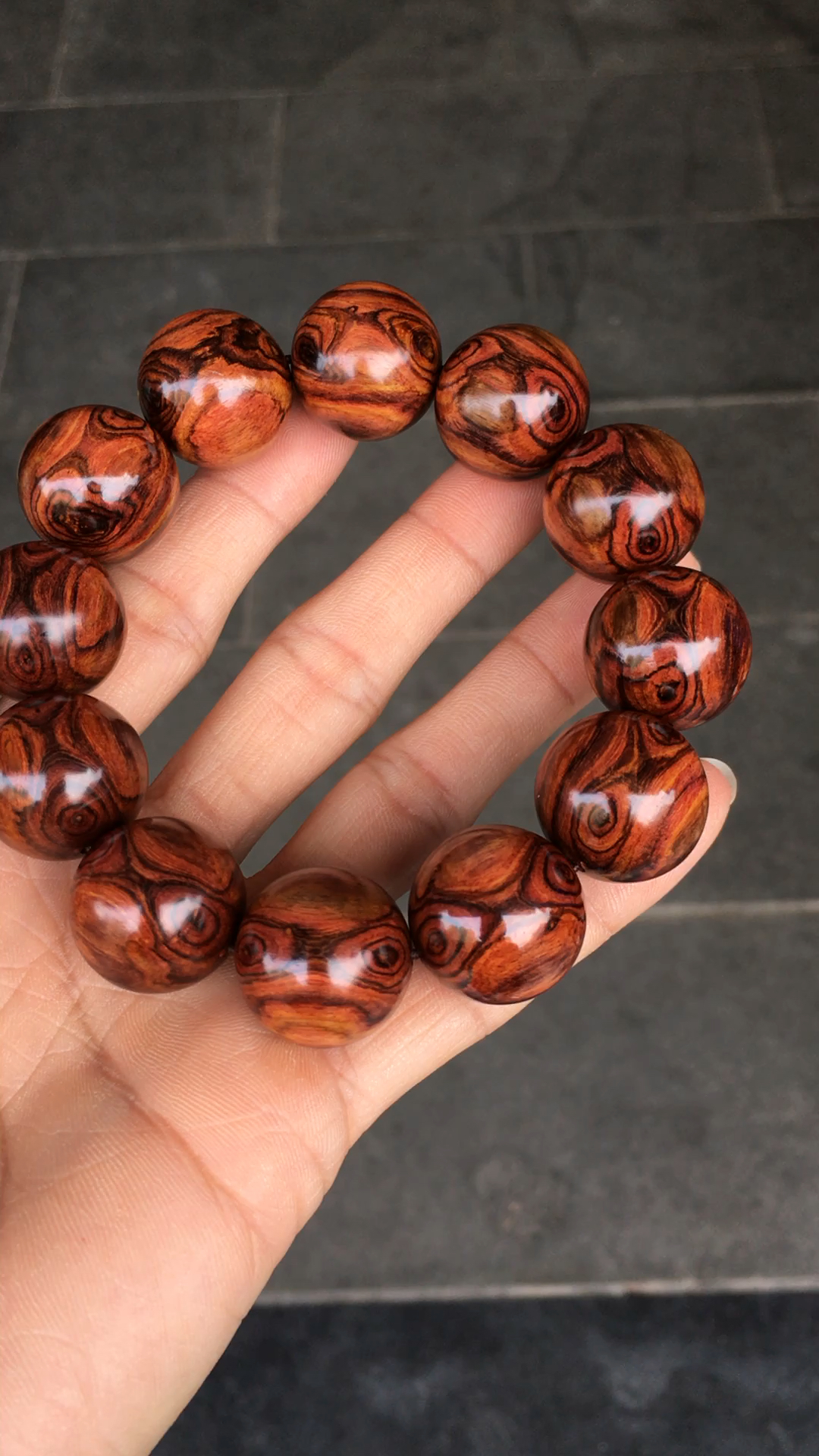 海南黄花梨对眼纹