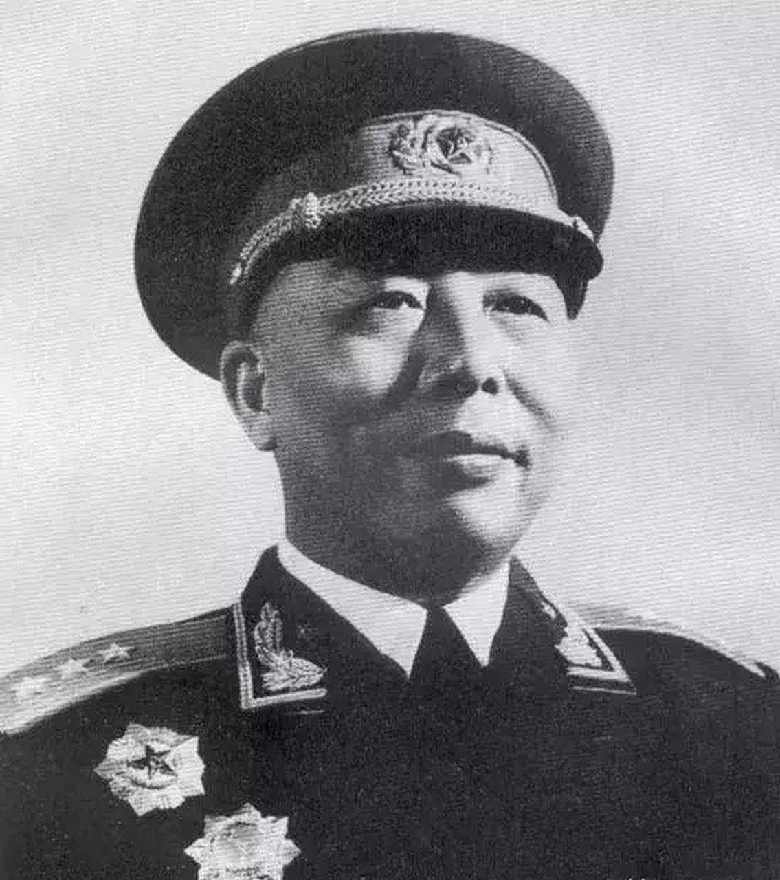 三野第九兵团下辖第二十军,第二十七军,第三十军,第三十三军4个军,第