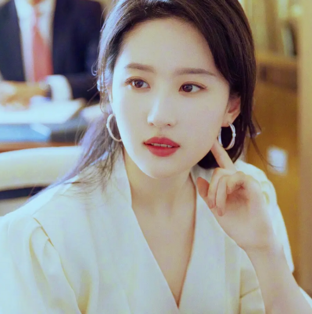 长得美若天仙的6位女明星,却败在牙齿美观上,颜值死穴