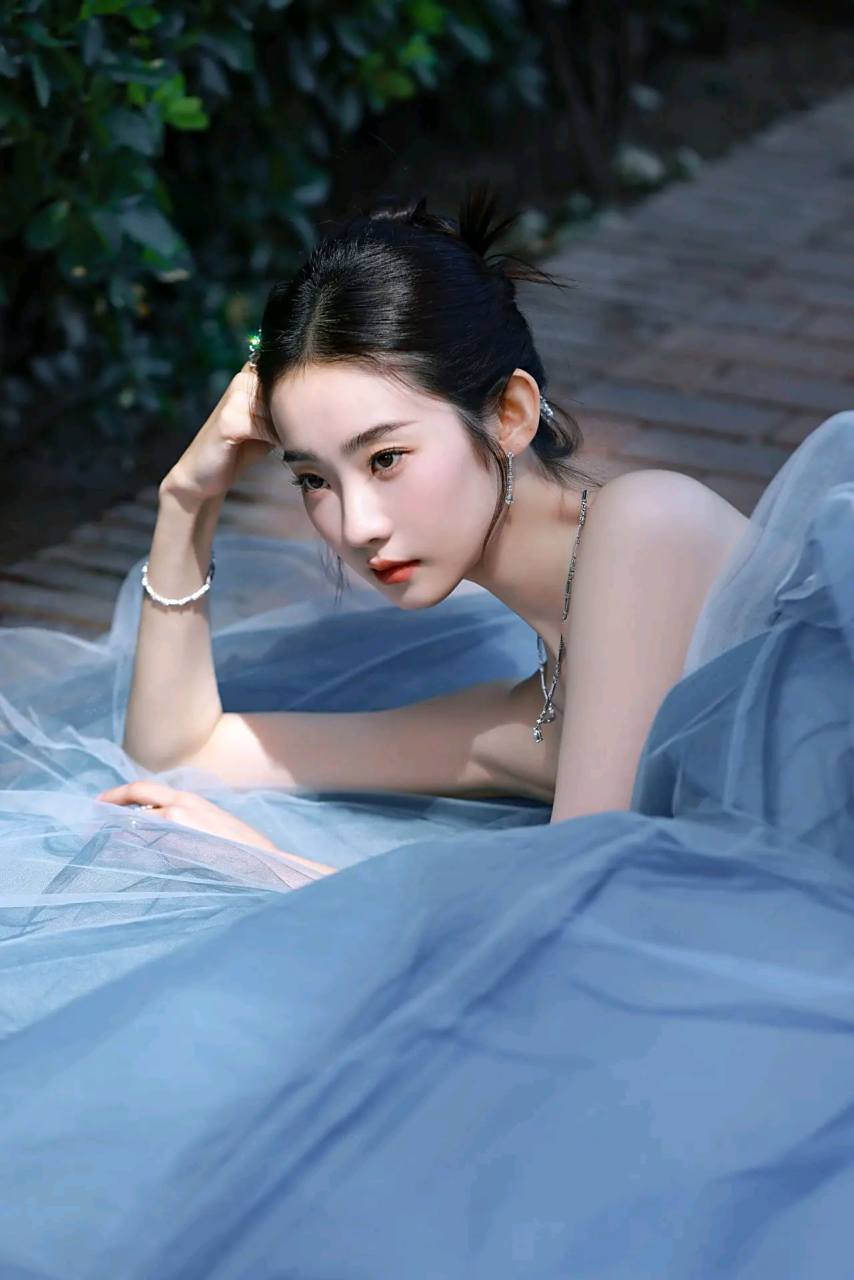 张艺凡#清纯美人# #娱乐大赏# #惊艳瞬间