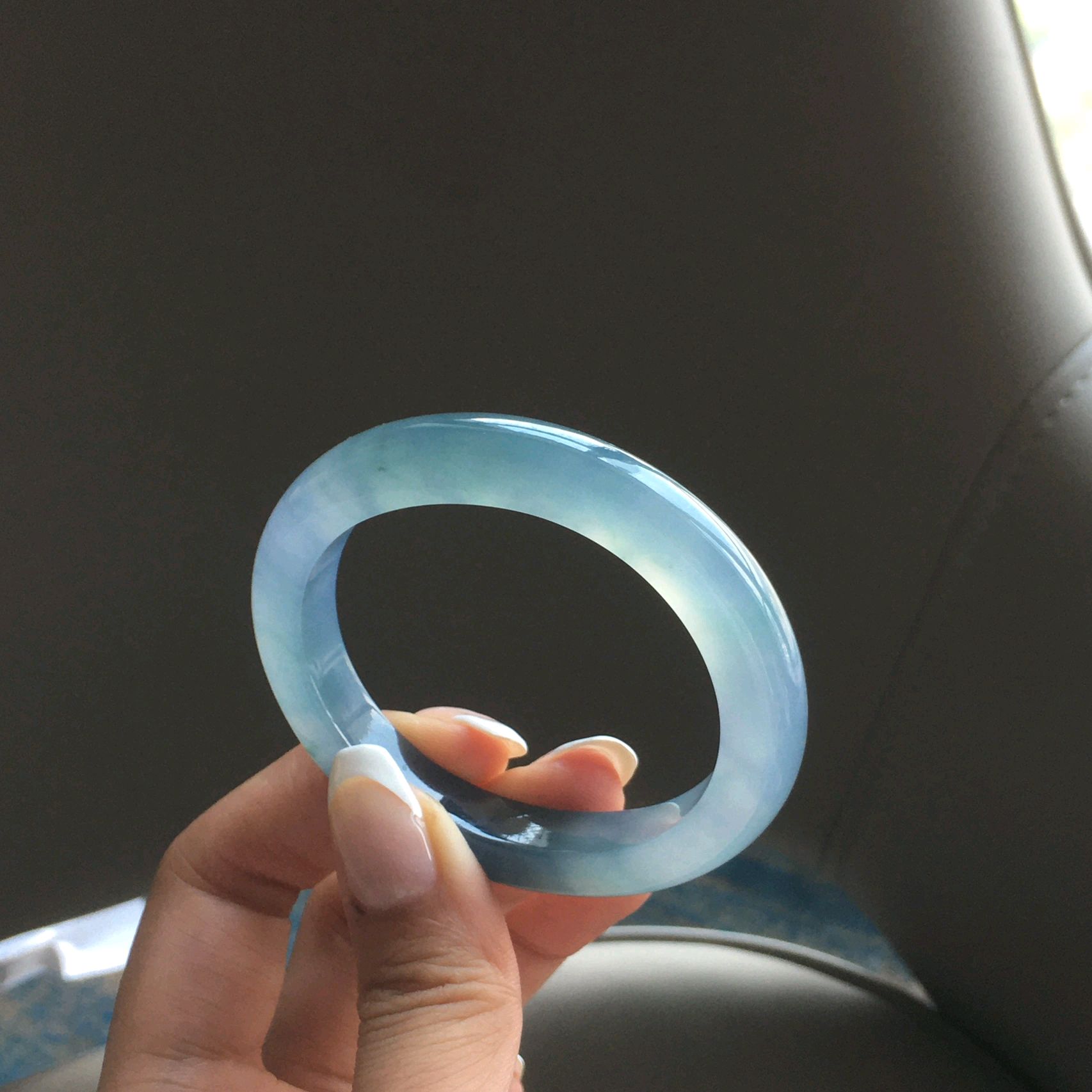 冰种蓝翡翠手镯