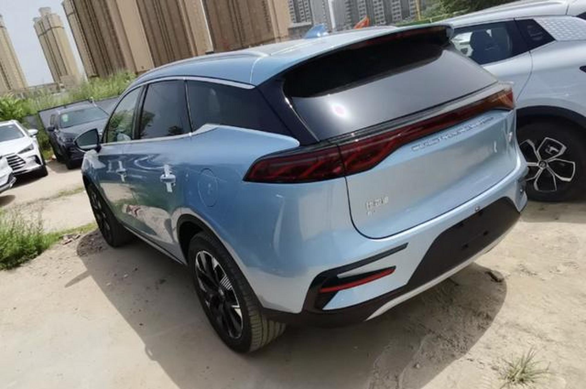 新款比亚迪唐ev到店,新增冰川蓝涂装,车机系统升级,或近期上市