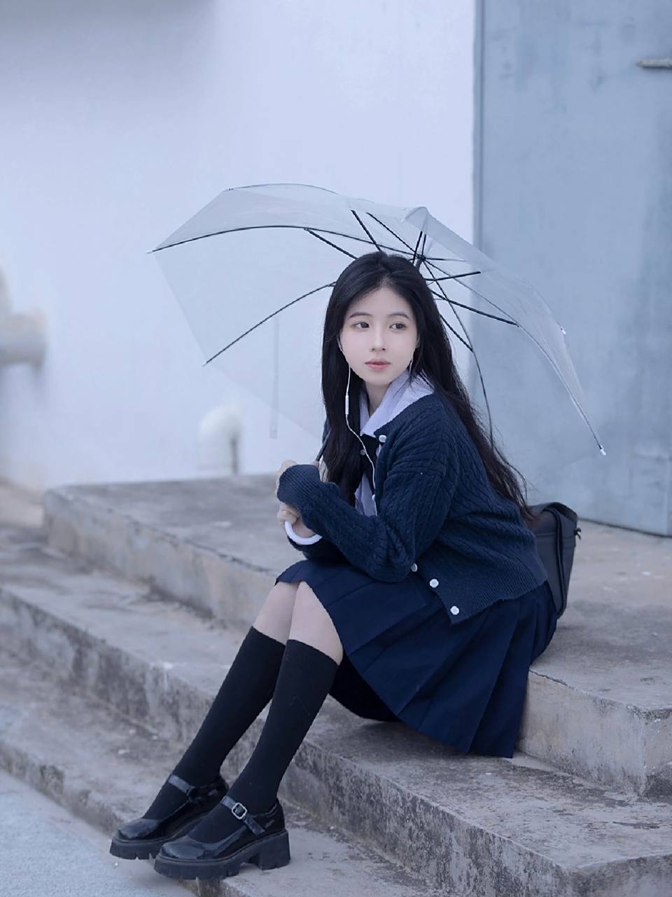 淋着雨来见你9715 氛围感电影写真 雨天和jk制服透明雨伞拍起来超