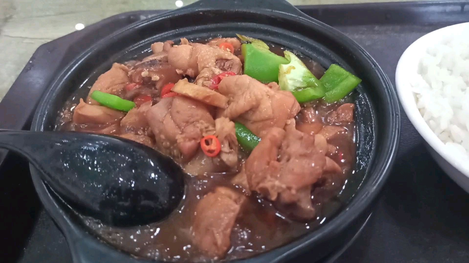 鲍汁黄焖鸡这样拌米饭吃,谁都能吃两大碗米饭!