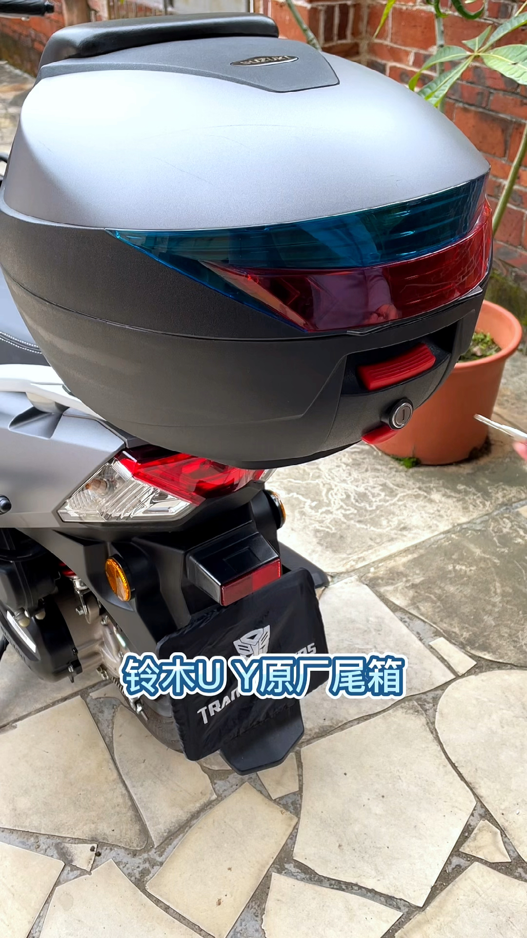 铃木uy的原车尾箱支持快拆,你不会是最后一个知道的吧?