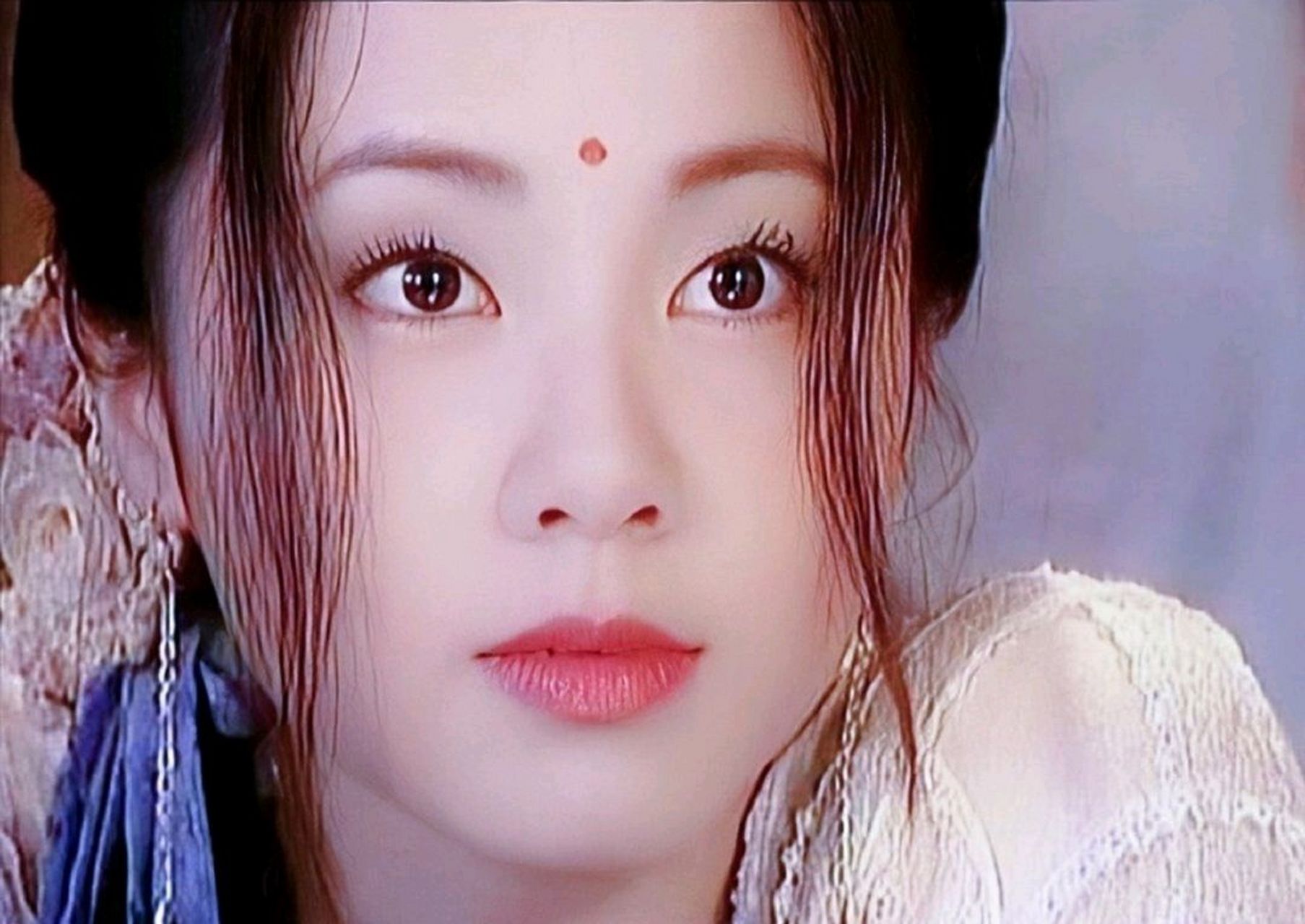 当年《天地传说之鱼美人》筹拍时,剧组找到徐怀钰,希望她能出演女主