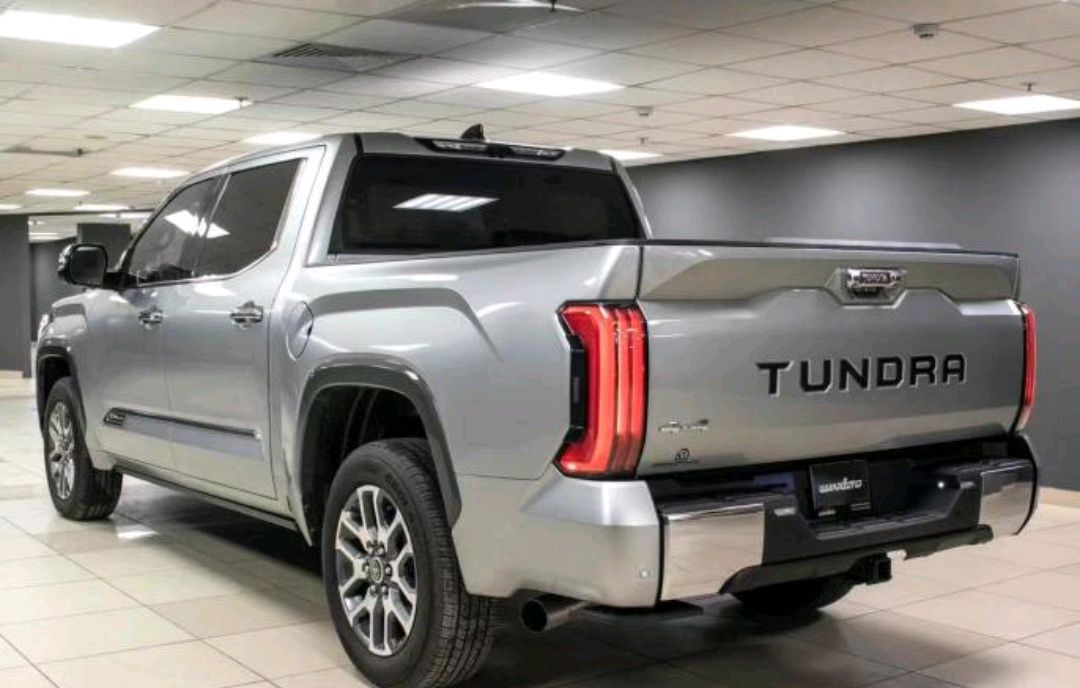 2023丰田坦途tundra:立体感十足,3.5t 四驱,海外落地不足40万