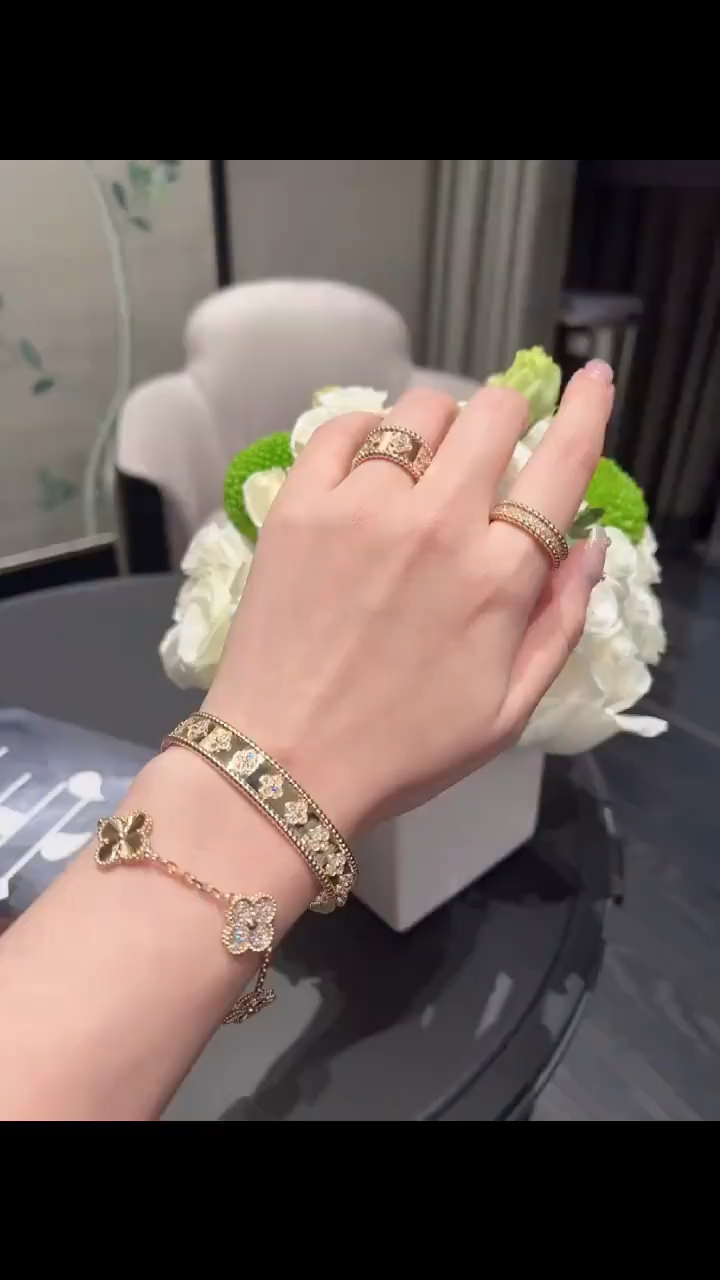 梵克雅宝 万花筒手镯 心怀幸运之愿 方能成为幸运之士-度小视