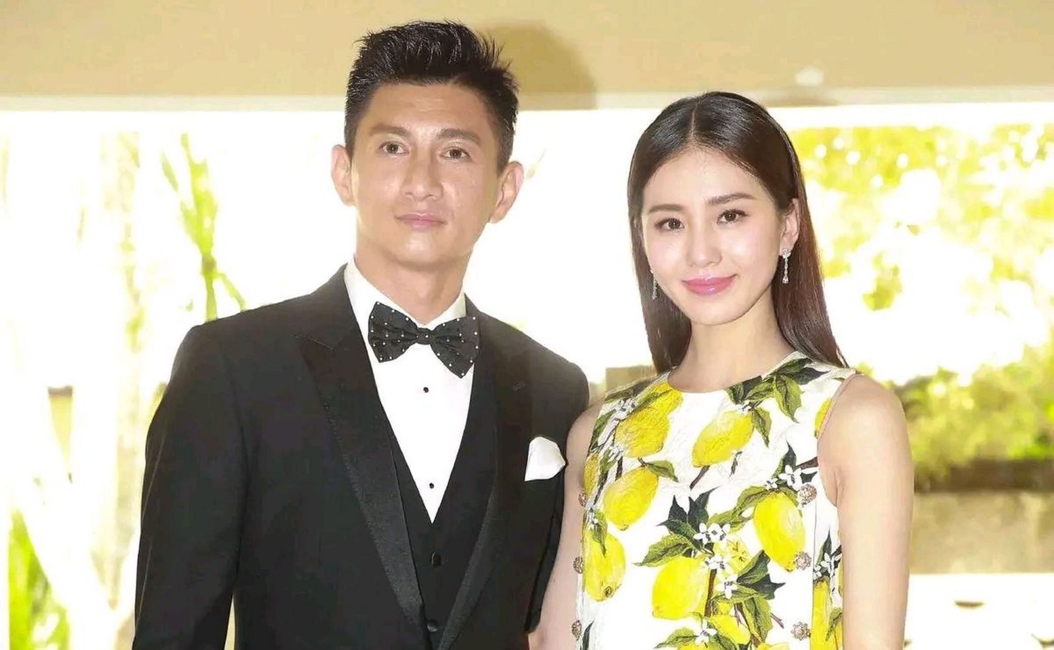 2009年,吴奇隆和马雅舒离婚时抱怨说:"结婚3年,两人在一起睡觉都不