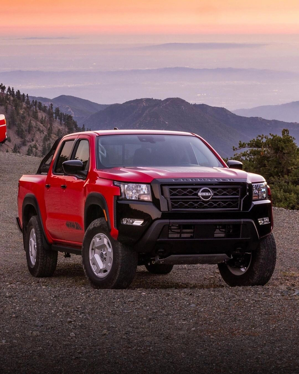 24新款日产frontier,虽然它不如日产(尼桑)的全尺寸泰坦(titan)那么