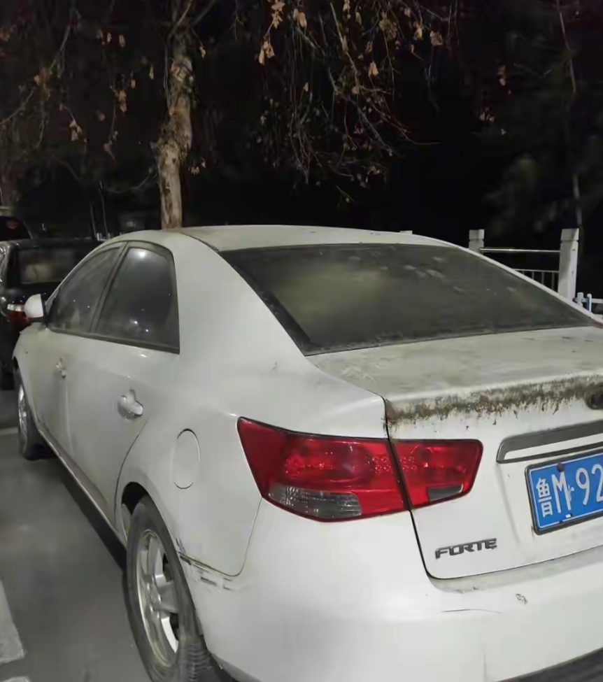 一辆被遗弃的破汽车的故事,汽车老白的故事