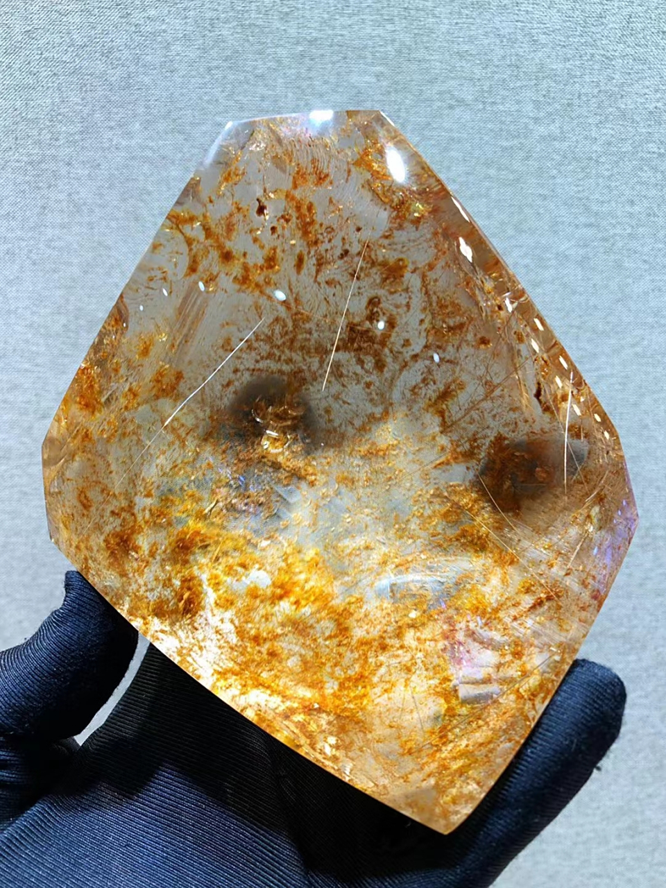 天然巴西黄胶花发晶原石摆件 天然形成,亿万年景象融为一体.#景石