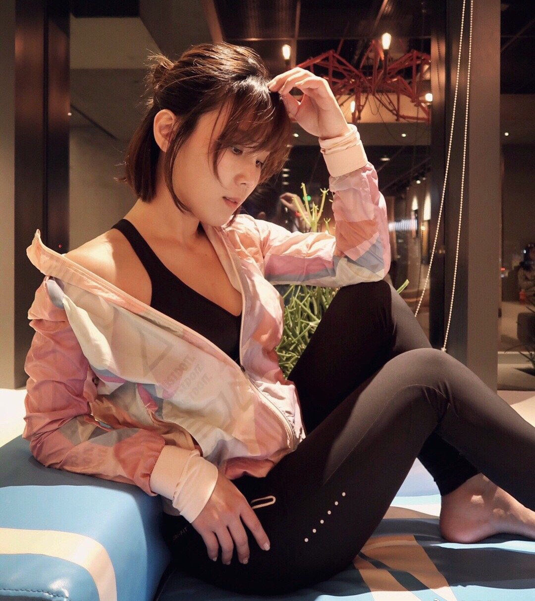 33岁歌手李佳薇自曝接受冻卵,费用16万冷冻17颗,引发网友关注!