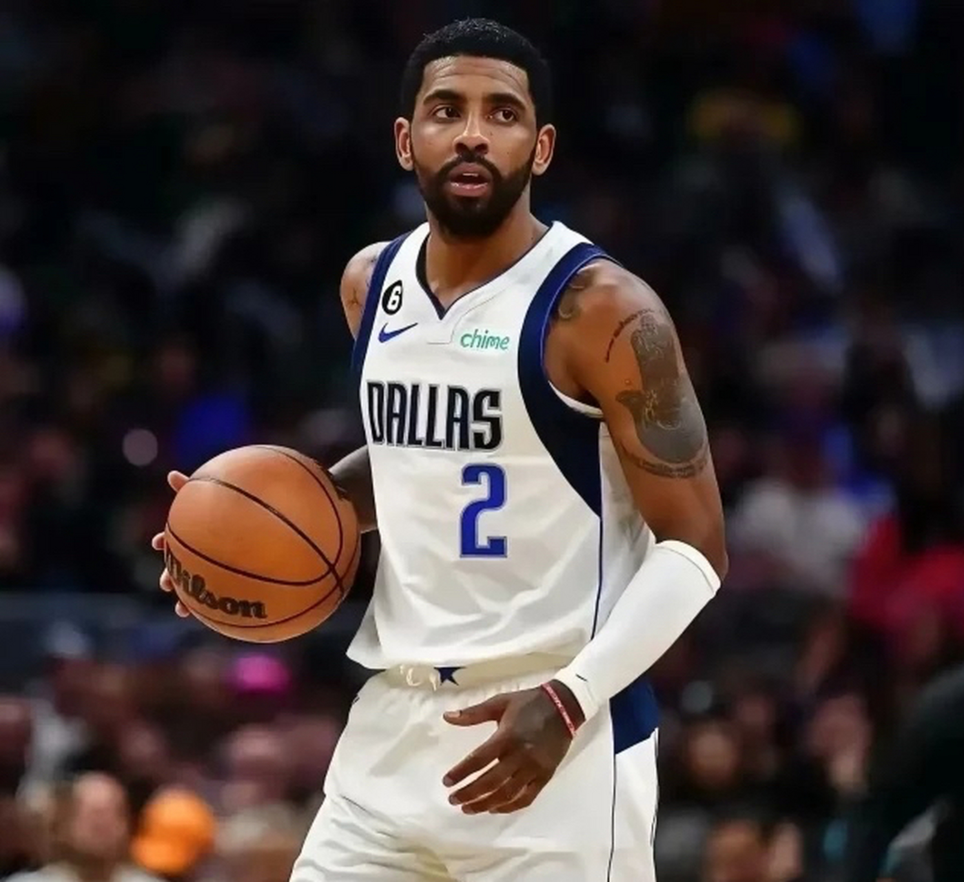 1,欧文,加入独行侠的第二个赛季,与东契奇配合的越来越好,不再争